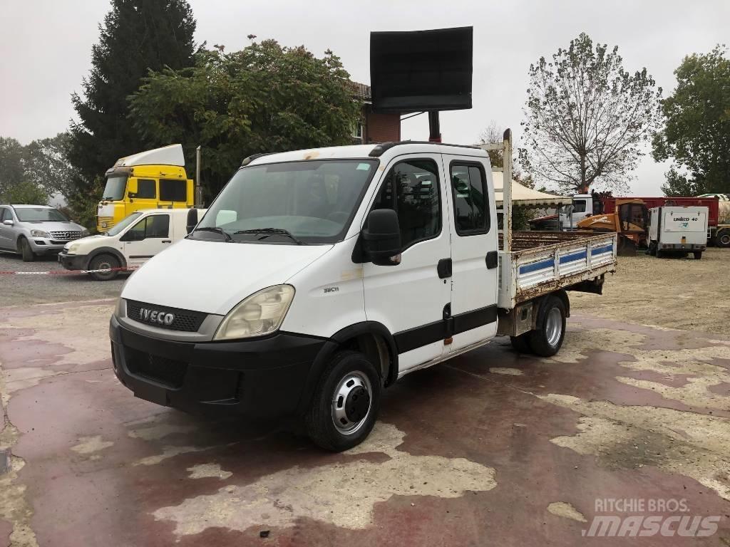 Iveco Daily 35-110 Kapali kasa kamyonlar