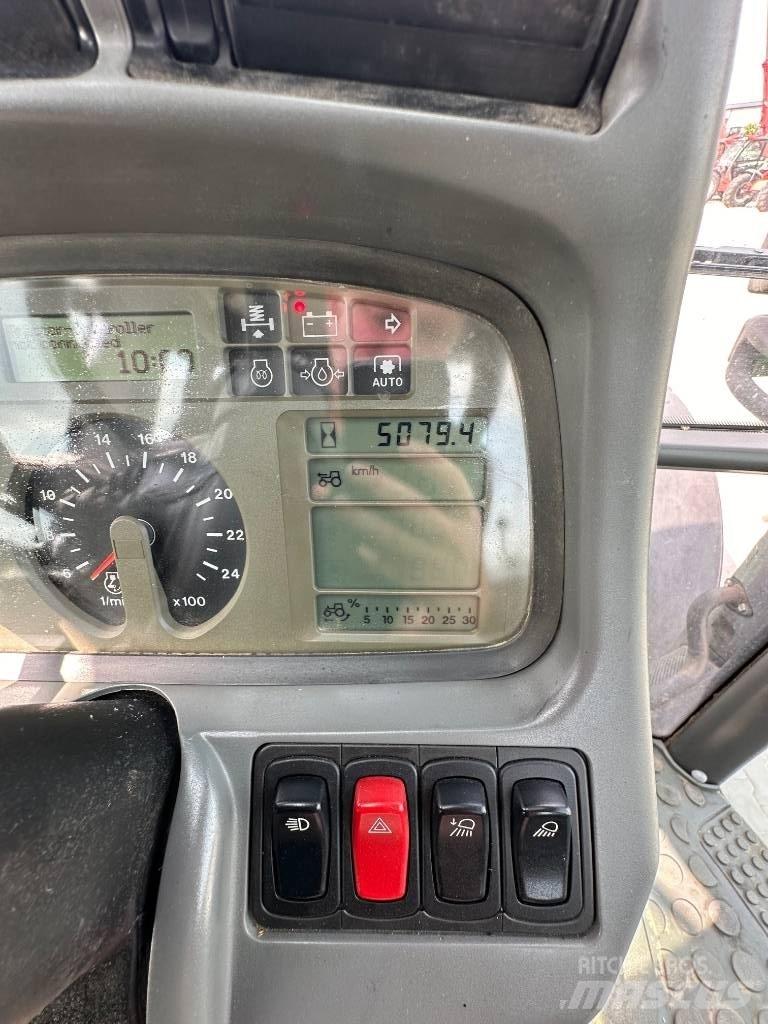 Deutz-Fahr M 620 Traktörler