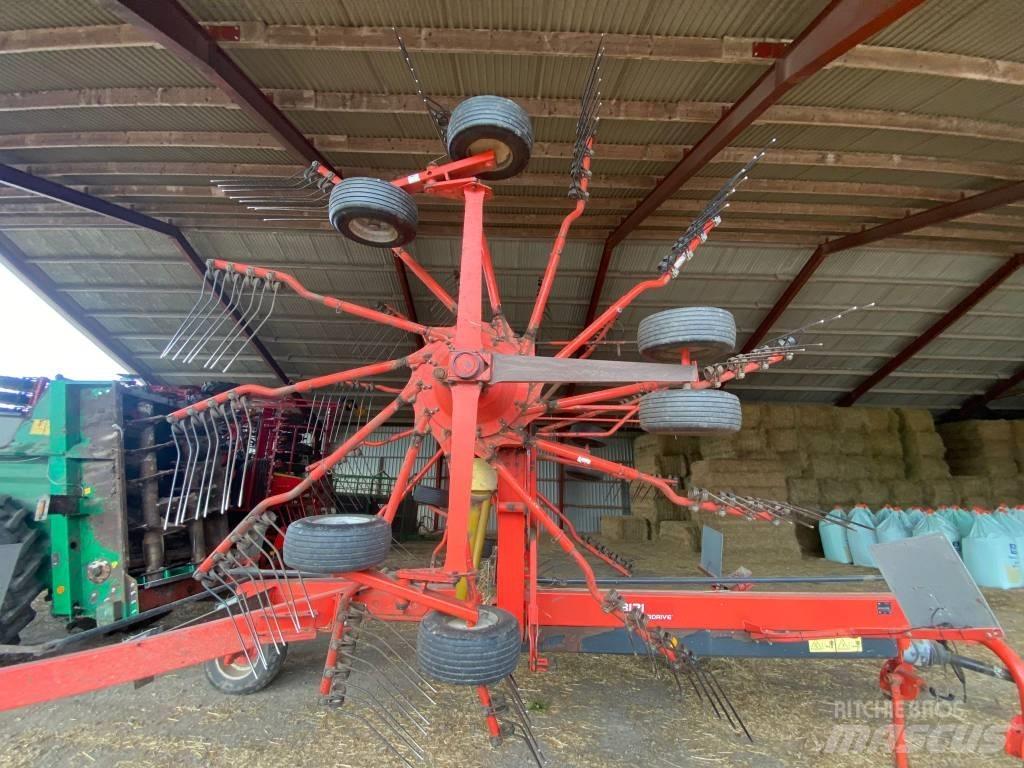 Kuhn GA 8121 Ot Tirmigi
