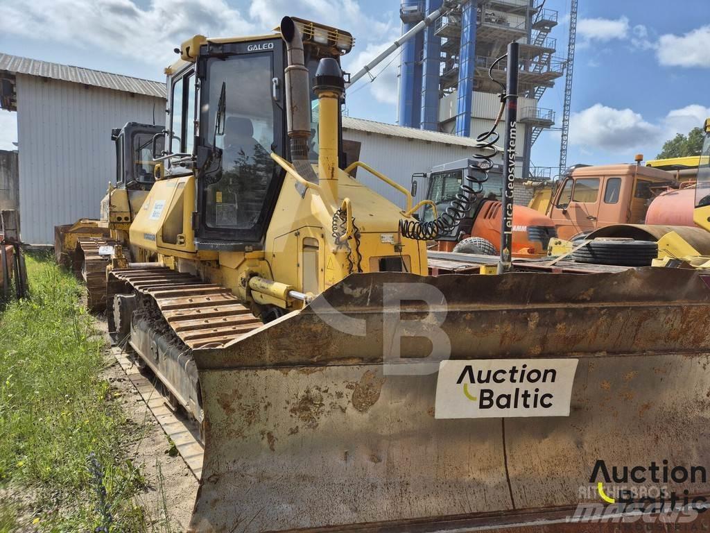 Komatsu D51EX-22 Paletli dozerler