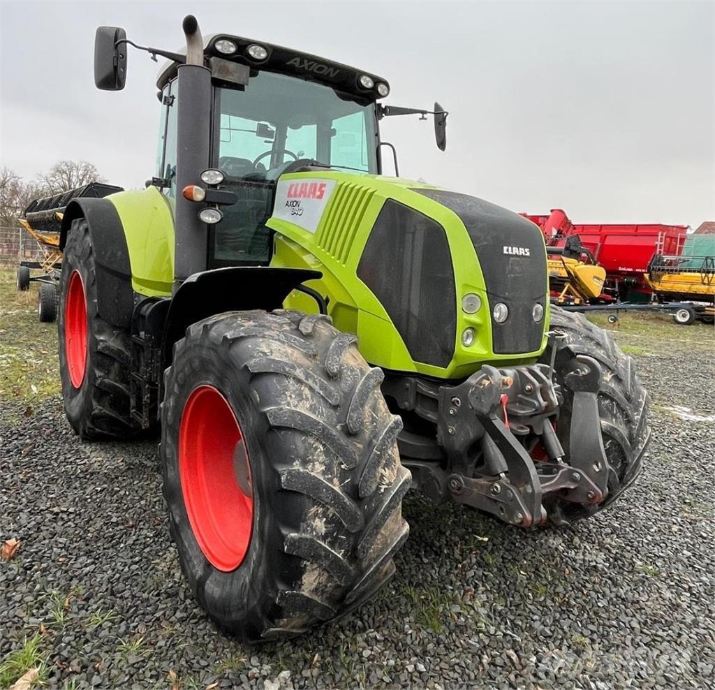 CLAAS Axion 840 Traktörler