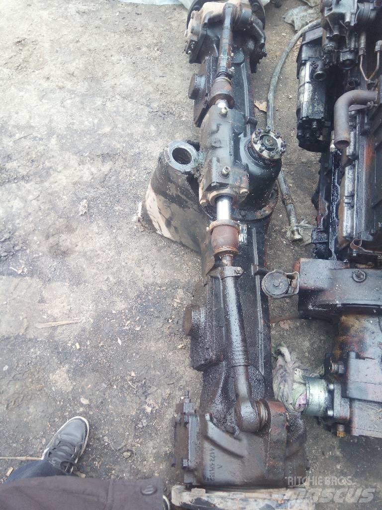 CAT M 320 Akslar