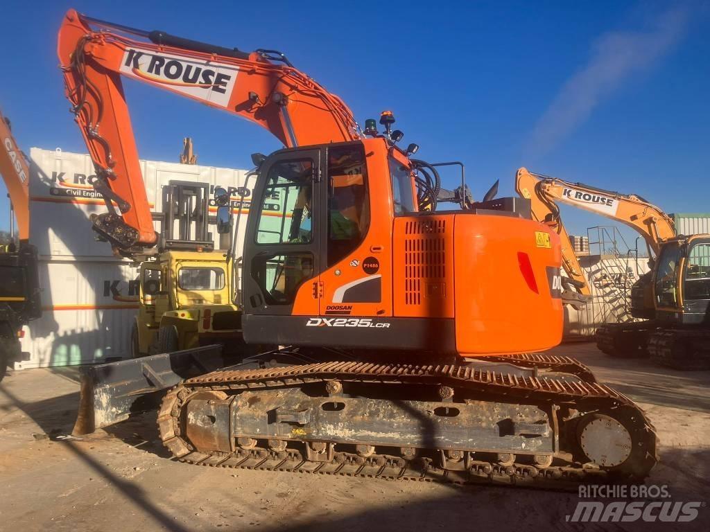 Doosan DX 235 LCR Paletli ekskavatörler