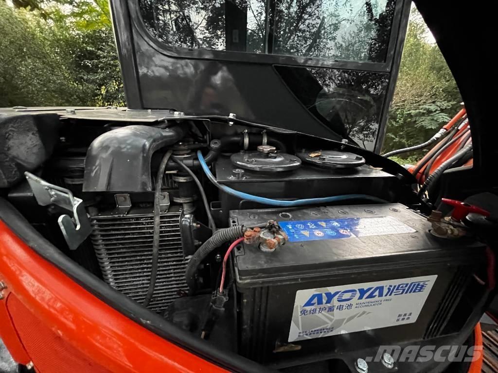 Hitachi ZX 50 U Mini ekskavatörler, 7 tona dek