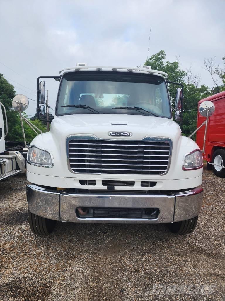 Freightliner M2 Çekiciler