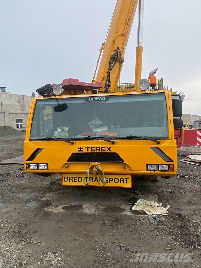 Demag AC 350-6 Yol-Arazi Tipi Vinçler (AT)