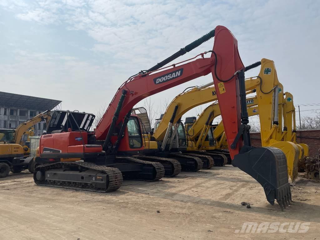 Doosan DX 300 Paletli ekskavatörler