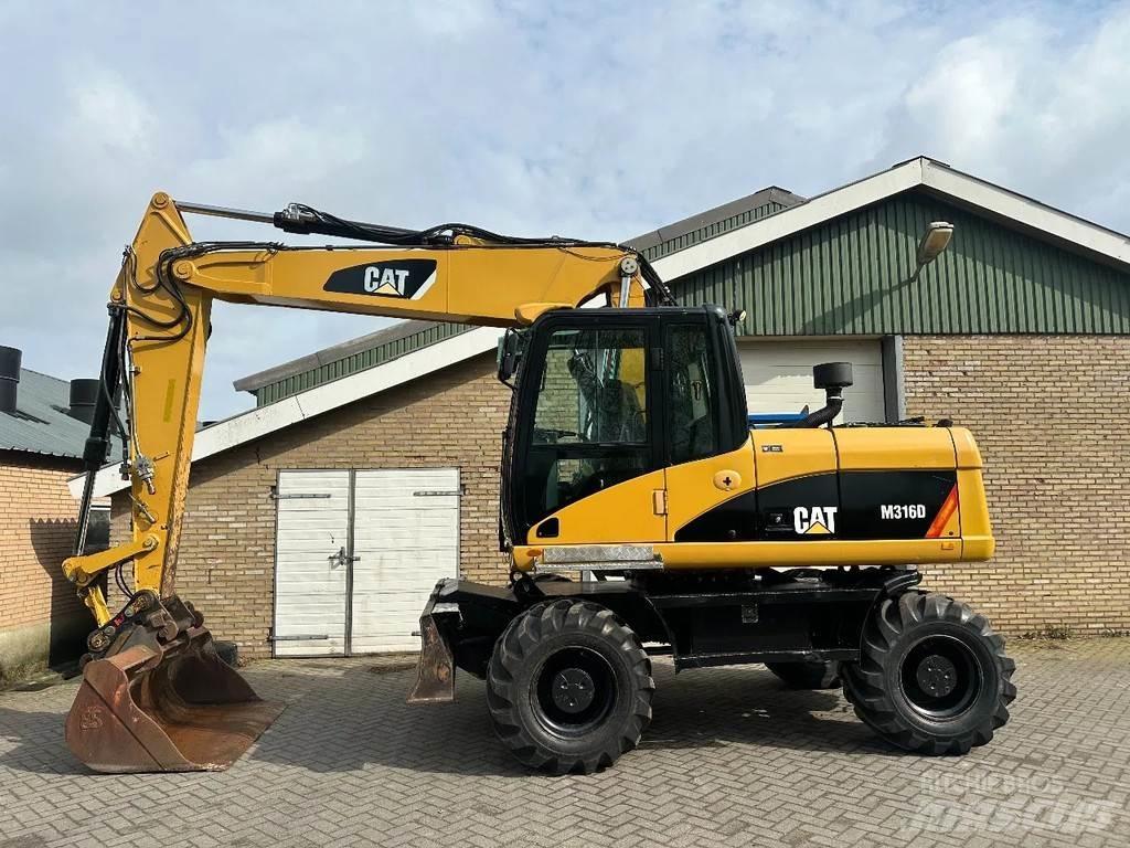 CAT M316D Lastik tekerli ekskavatörler