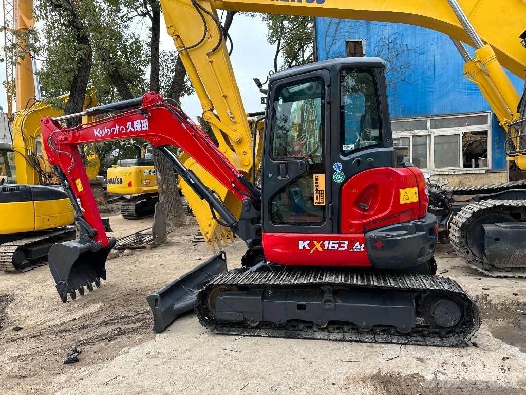 Kubota 163 Paletli ekskavatörler