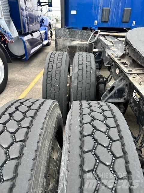 Kenworth T 680 Çekiciler