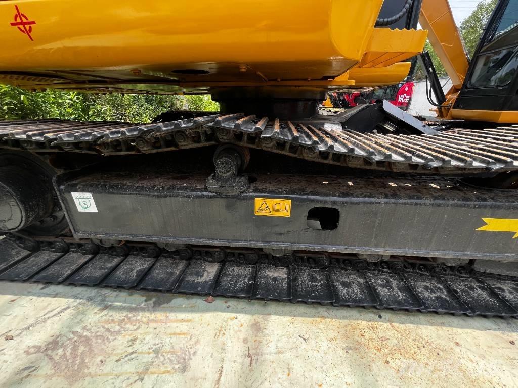 Komatsu PC 70 Paletli ekskavatörler