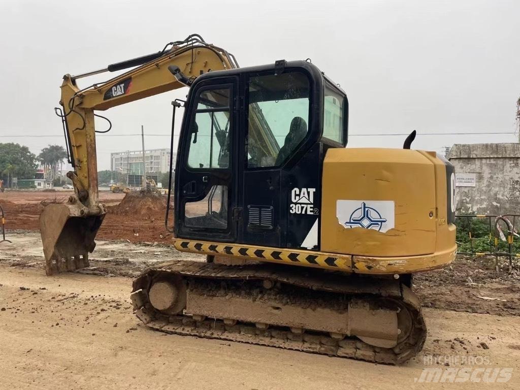CAT 307 E2 Paletli ekskavatörler
