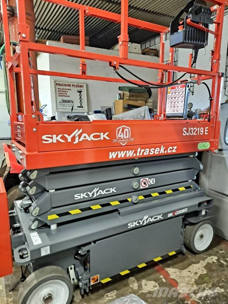 SkyJack SJ 3219E Makasli platformlar