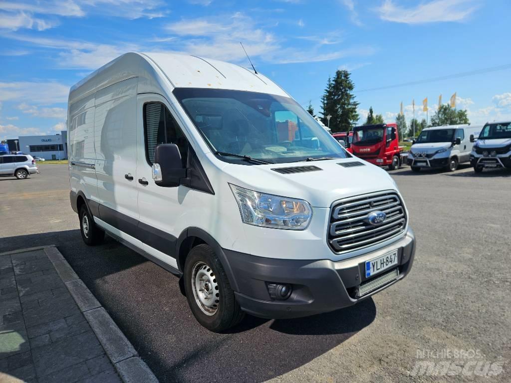 Ford Transit Panel vanlar