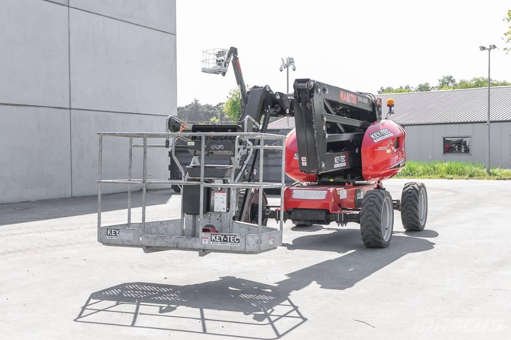Manitou 160 ATJ Körüklü personel platformları