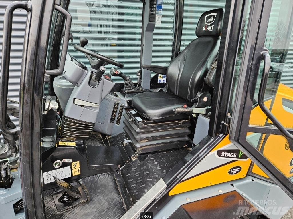 GiANT g3500 x-tra Mini yükleyiciler