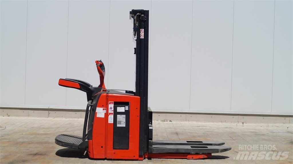 Linde L20APi Yaya kumandali istif makinasi