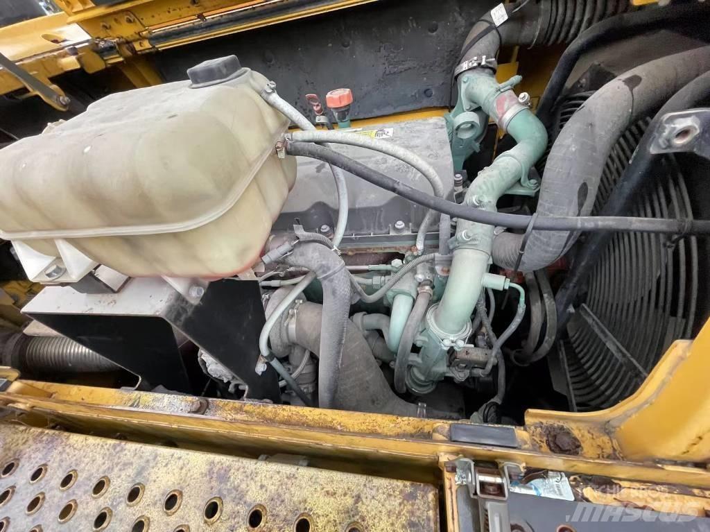 Volvo EC 380 D L Paletli ekskavatörler