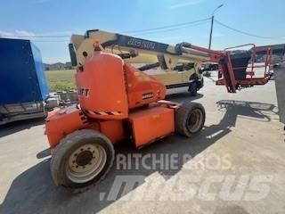JLG M 450 AJ Körüklü personel platformları