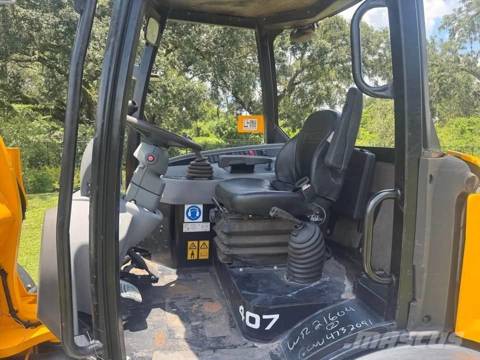 JCB 407 Tekerlekli yükleyiciler