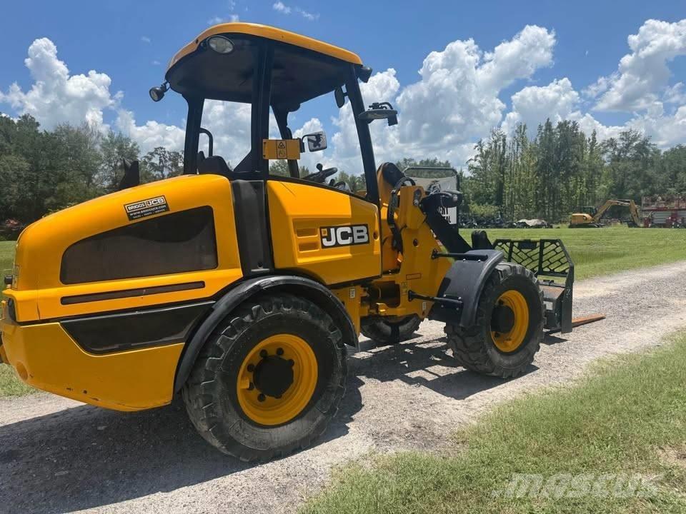 JCB 407 Tekerlekli yükleyiciler