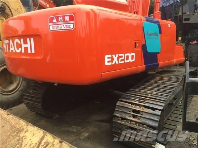 Hitachi EX 200 Paletli ekskavatörler