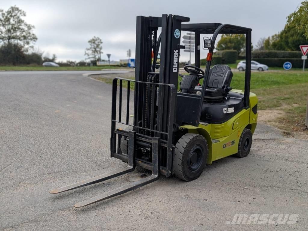 Clark GTS 25 D Dizel forkliftler