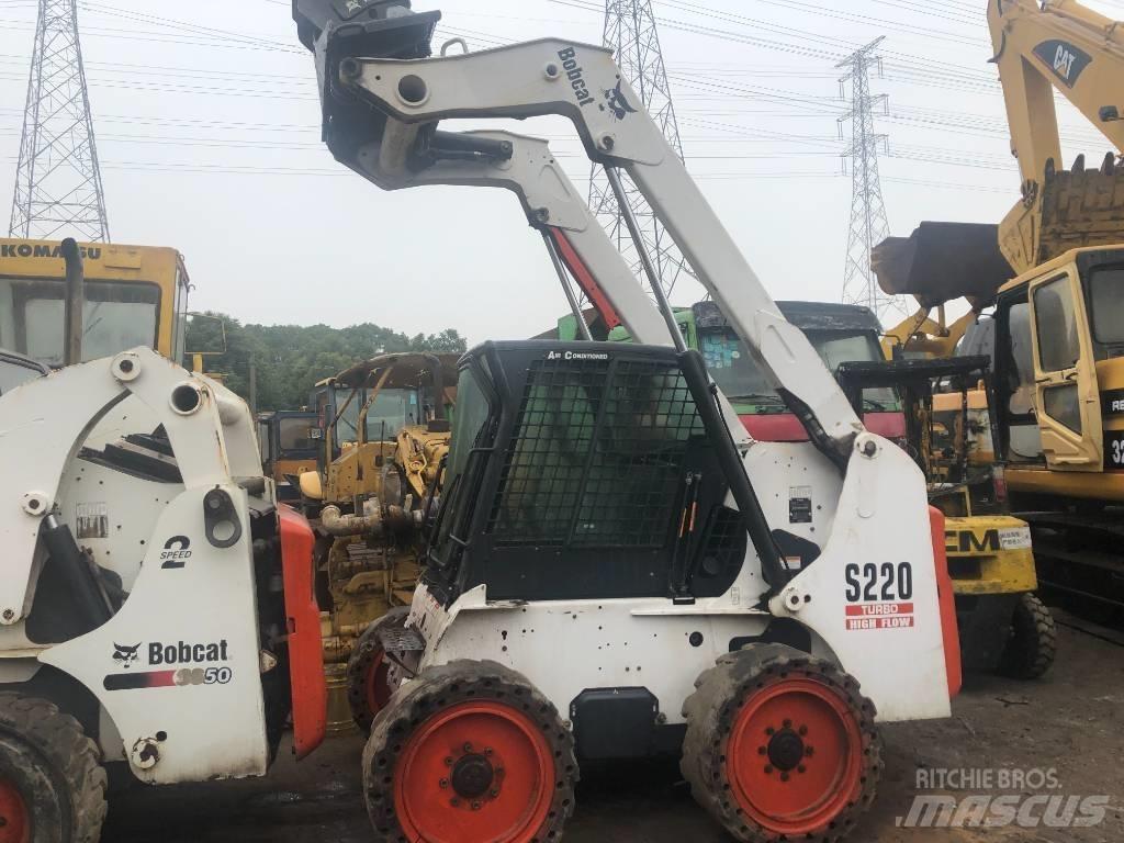 Bobcat S 220 Skid steer loderler