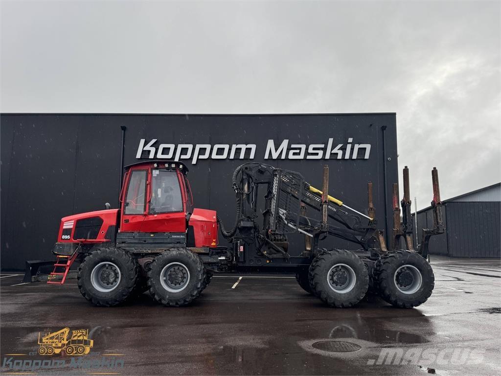 Komatsu 895 Tomruk yükleyici traktörler