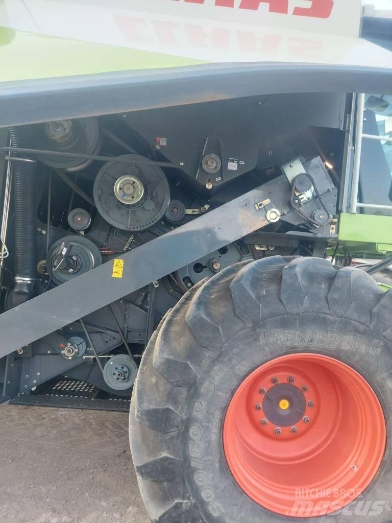 CLAAS Lexion 670 Biçerdöverler