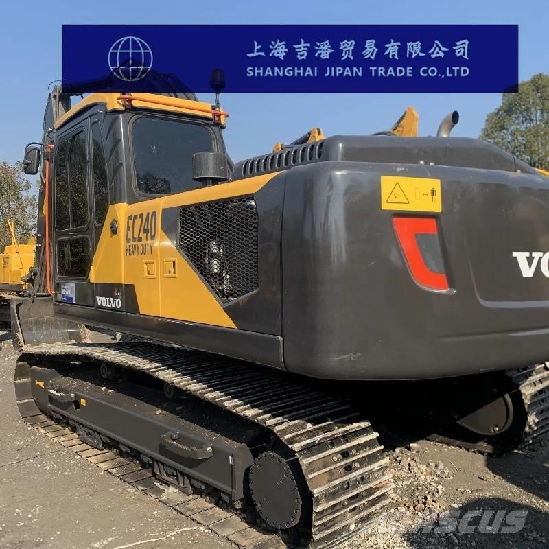 Volvo EC 240 Paletli ekskavatörler