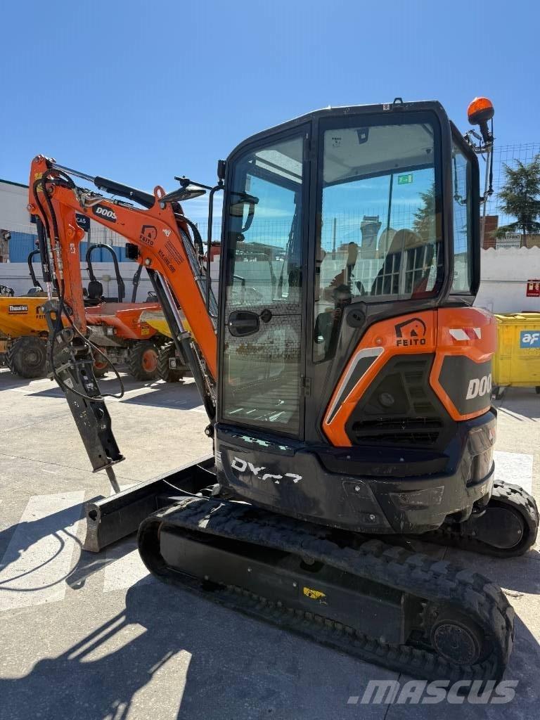 Doosan DX 27 Z Mini ekskavatörler, 7 tona dek