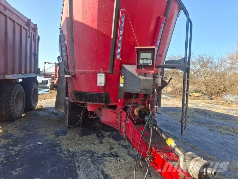 JF FEEDER VM 38 Hayvan besleyiciler