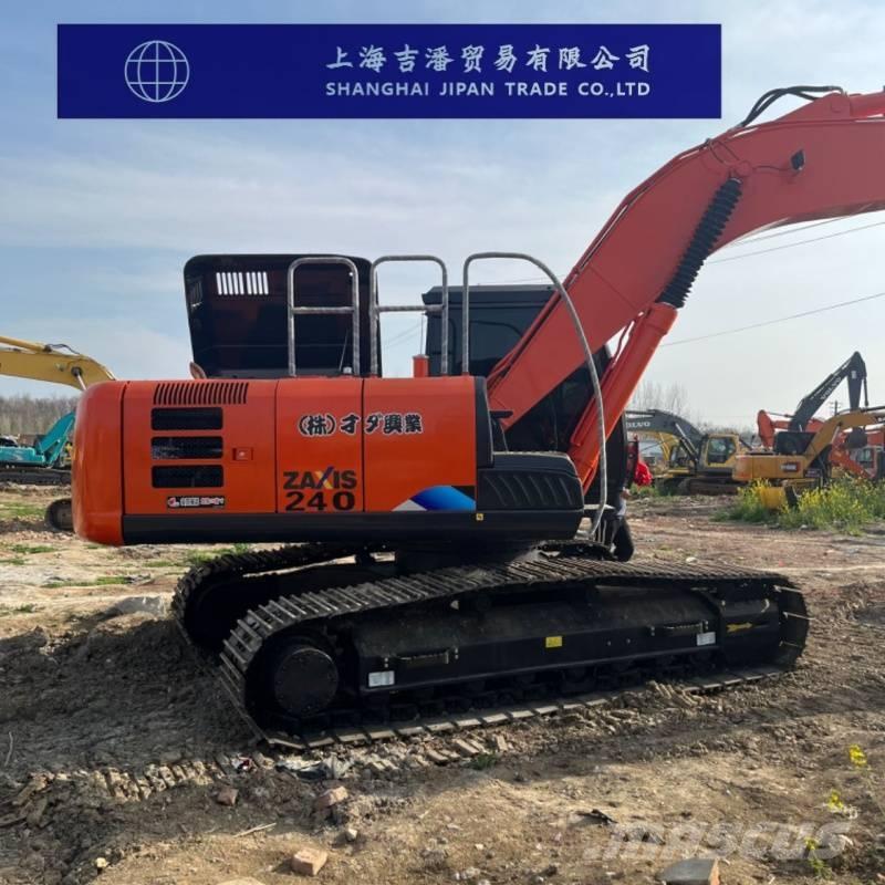 Hitachi ZX 240 Paletli ekskavatörler