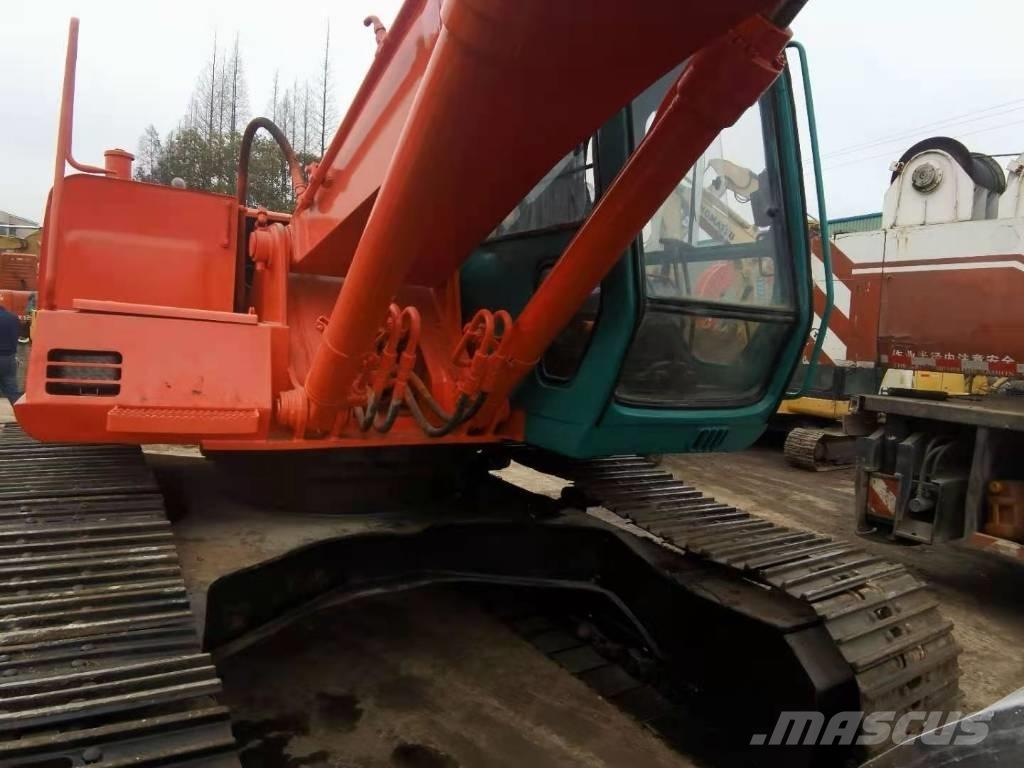 Hitachi EX 200 Paletli ekskavatörler