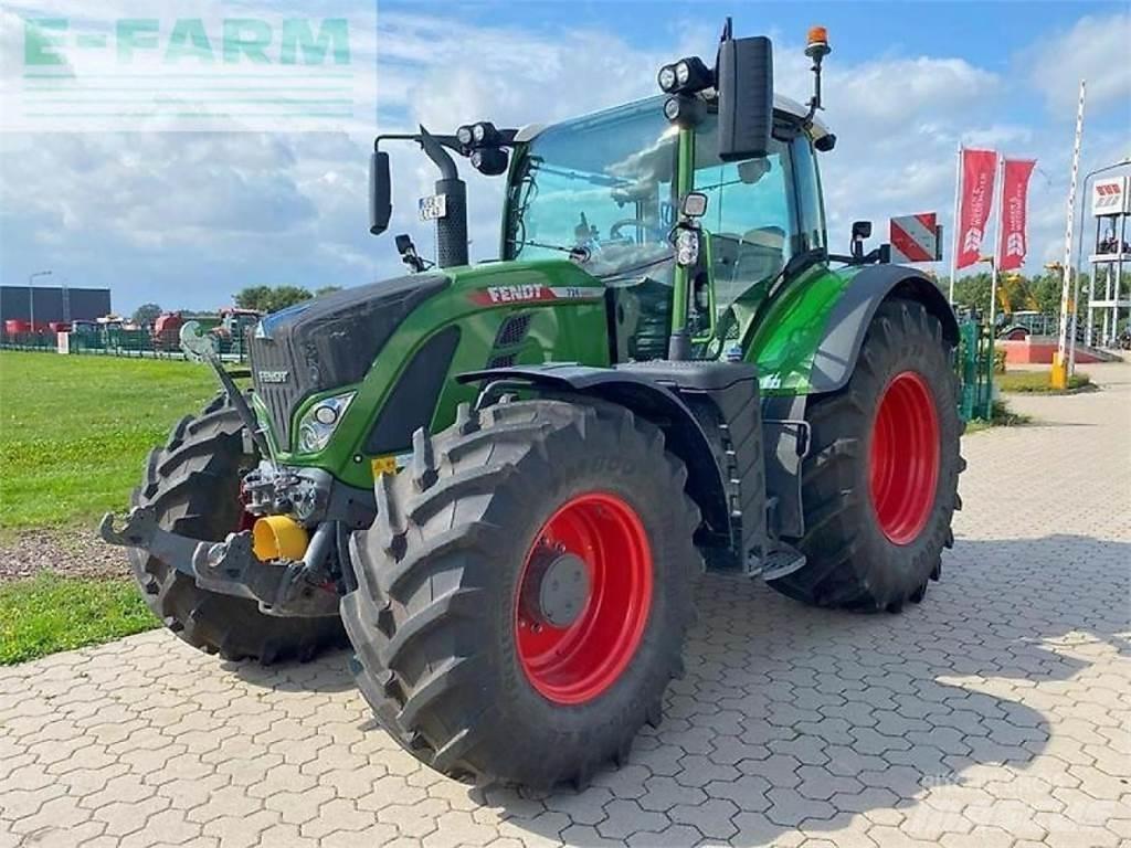 Fendt 724 profi+ Traktörler