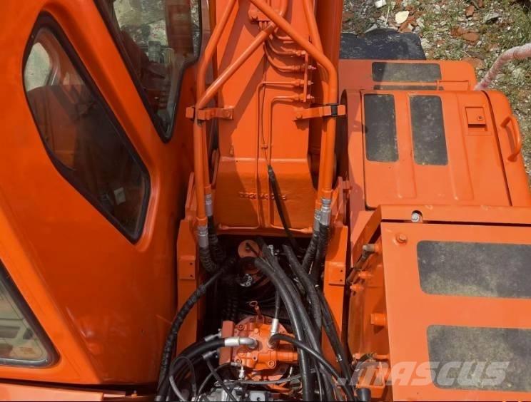 Doosan DH150W-7 Lastik tekerli ekskavatörler