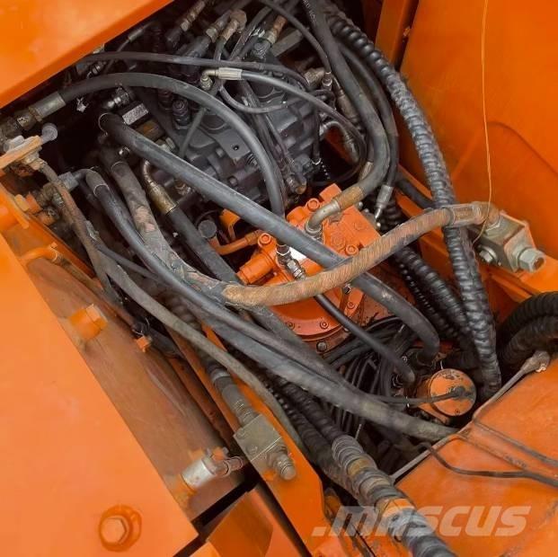 Doosan DH150W-7 Lastik tekerli ekskavatörler