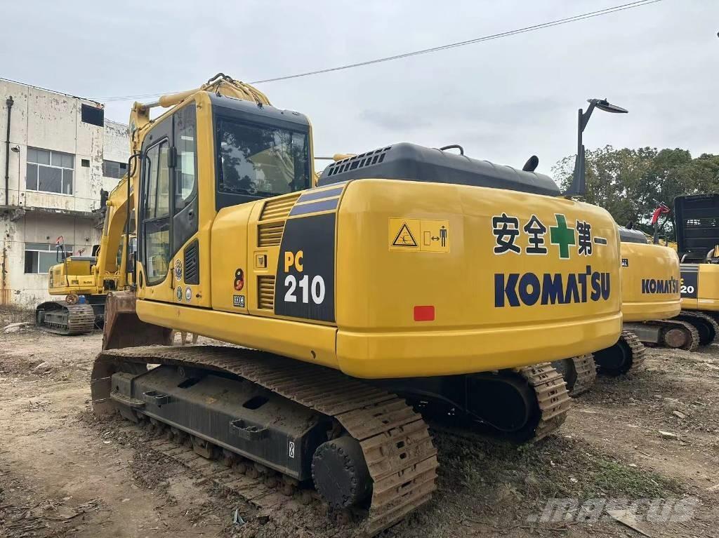 Komatsu PC 210 LC Paletli ekskavatörler