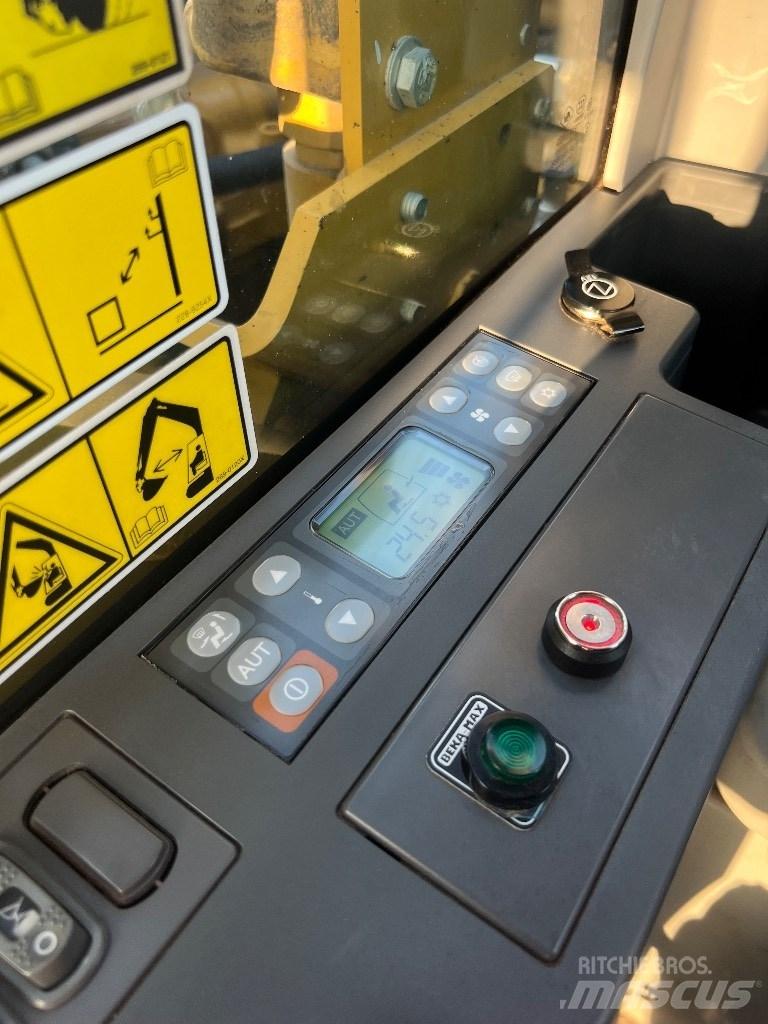 CAT 330 F LN Paletli ekskavatörler