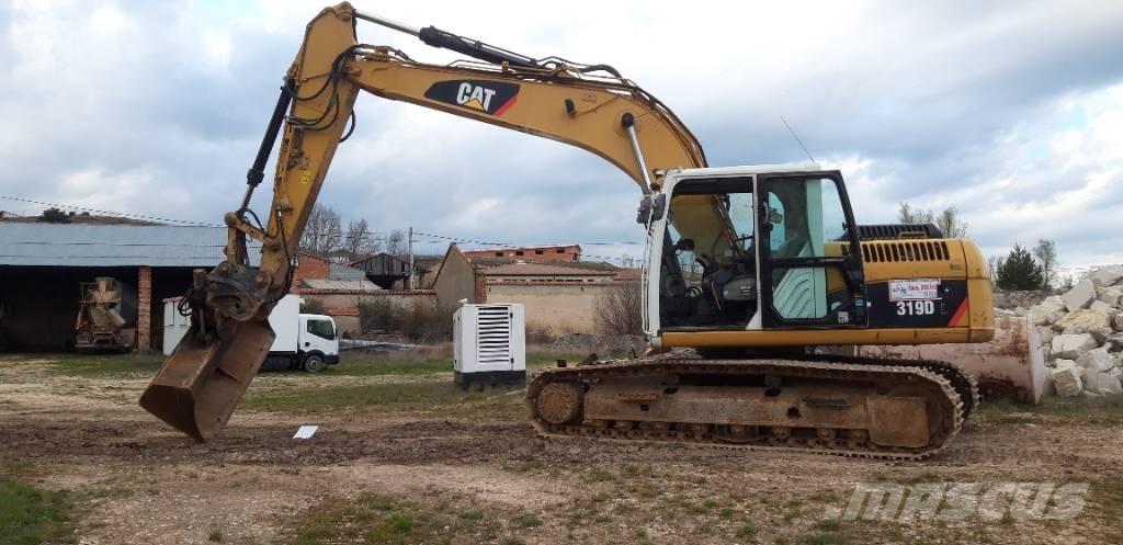 CAT 319 D LN Paletli ekskavatörler