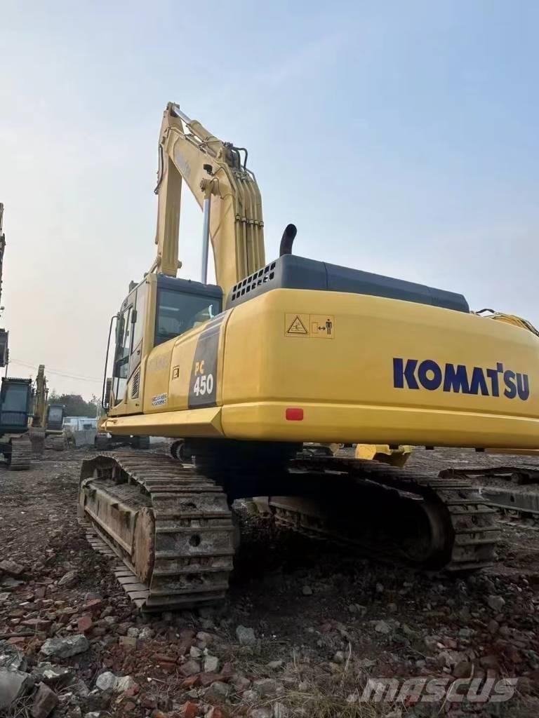 Komatsu 450-8 Paletli ekskavatörler