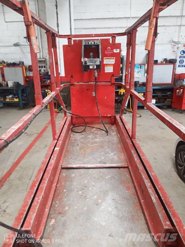 JLG 2030 ES Makasli platformlar