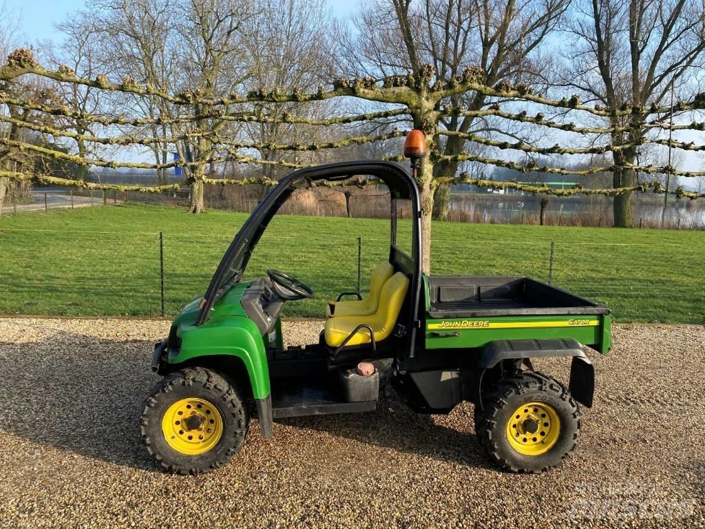 John Deere Gator XUV Küçük araçlar