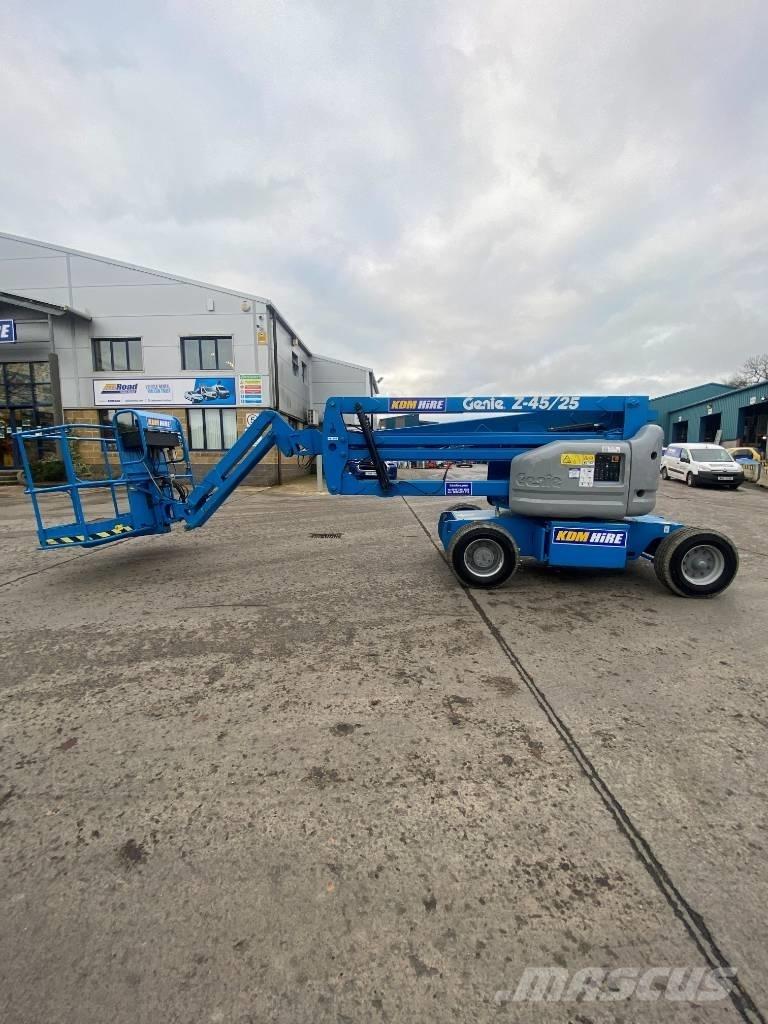 Genie Z 45/25 J Körüklü personel platformları