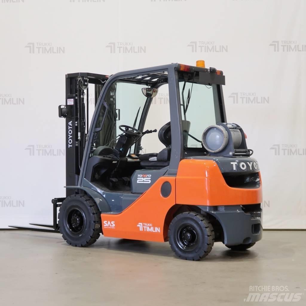 Toyota 02-8FGF25 LPG'li forkliftler