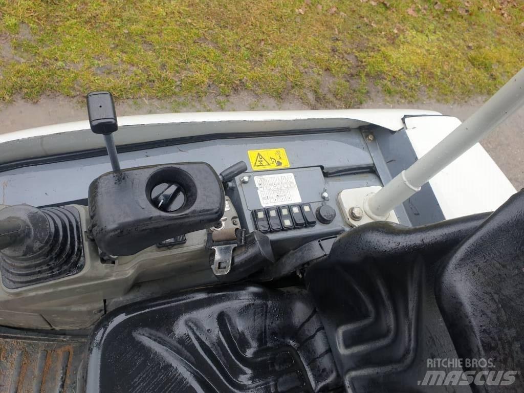 Takeuchi TB 225 Mini ekskavatörler, 7 tona dek