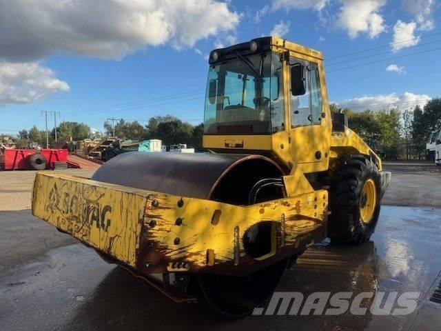 Bomag BW 216 DH-4i Tek tamburlu silindirler