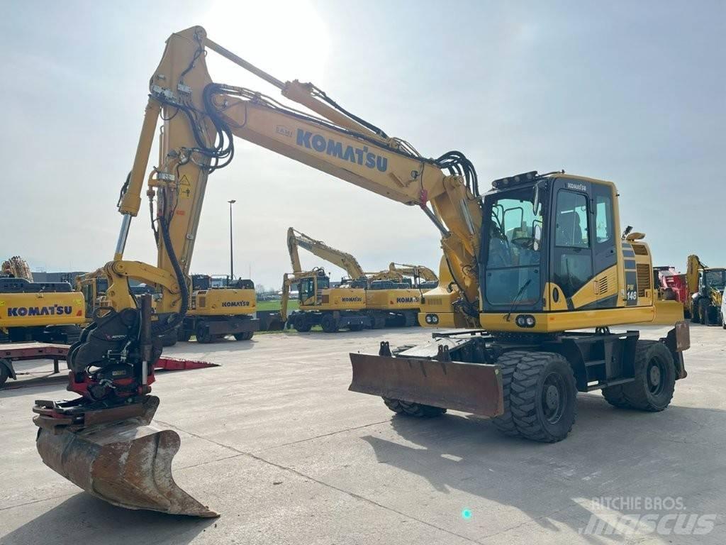 Komatsu PW 148-11 Lastik tekerli ekskavatörler
