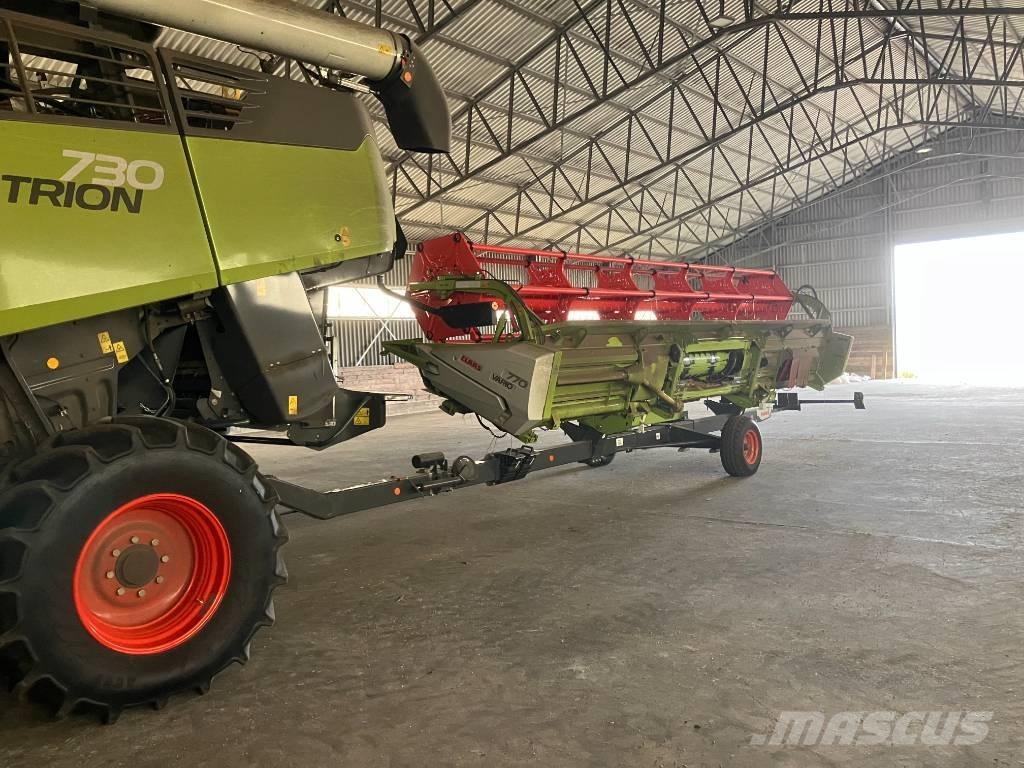 CLAAS Trion 730 Biçerdöverler